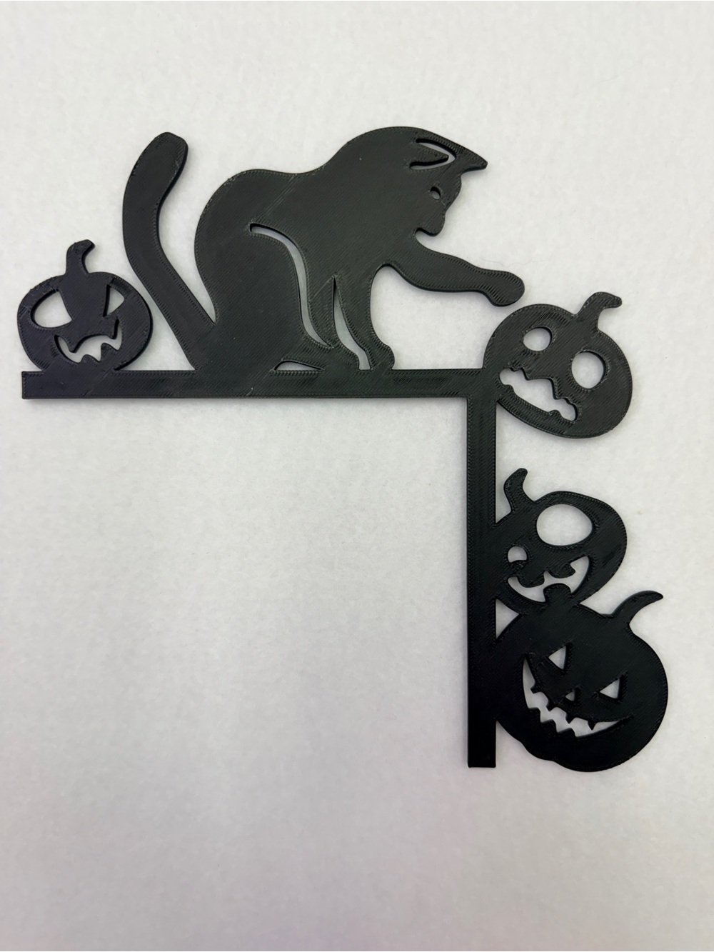 Black Halloween Cat and Pumpkin Corner Wall Decor